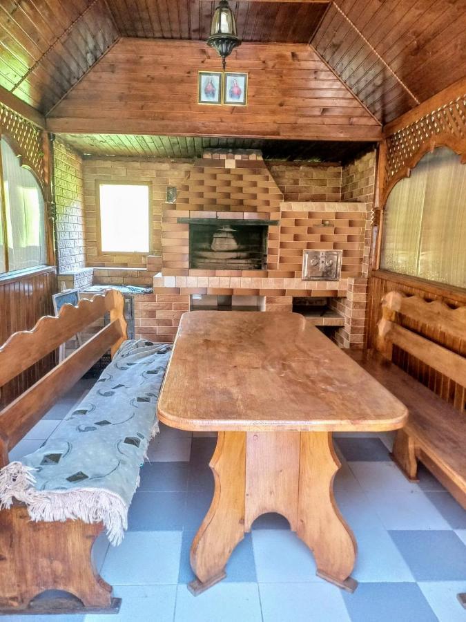 Cottage "Kliverent" Jaremtsje Eksteriør bilde